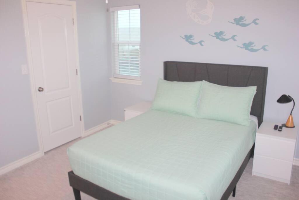 Spacious Home, Short Walk To Beach, Heated Pool! Corpus Christi Buitenkant foto