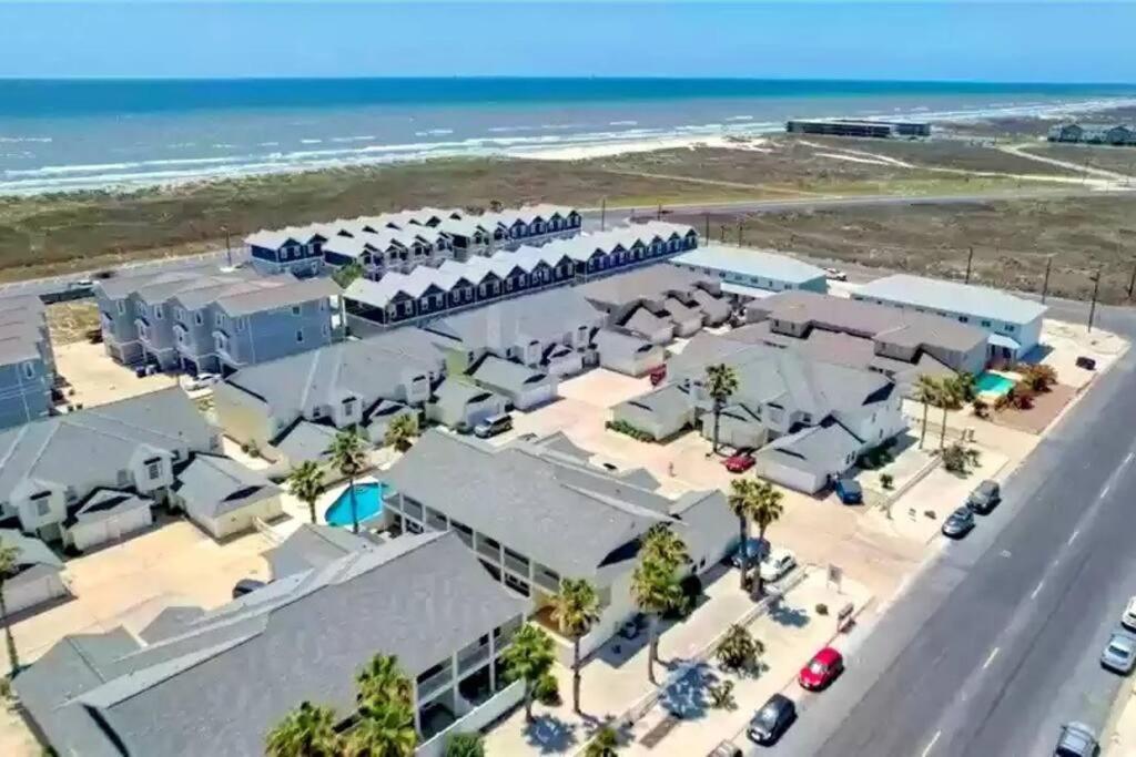 Spacious Home, Short Walk To Beach, Heated Pool! Corpus Christi Buitenkant foto