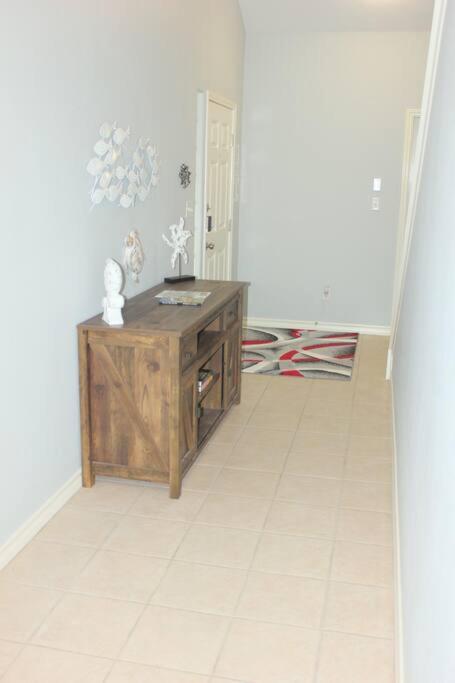 Spacious Home, Short Walk To Beach, Heated Pool! Corpus Christi Buitenkant foto